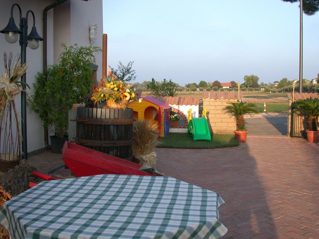 Agriturismo Torre Cristina Aprilia Luaran gambar