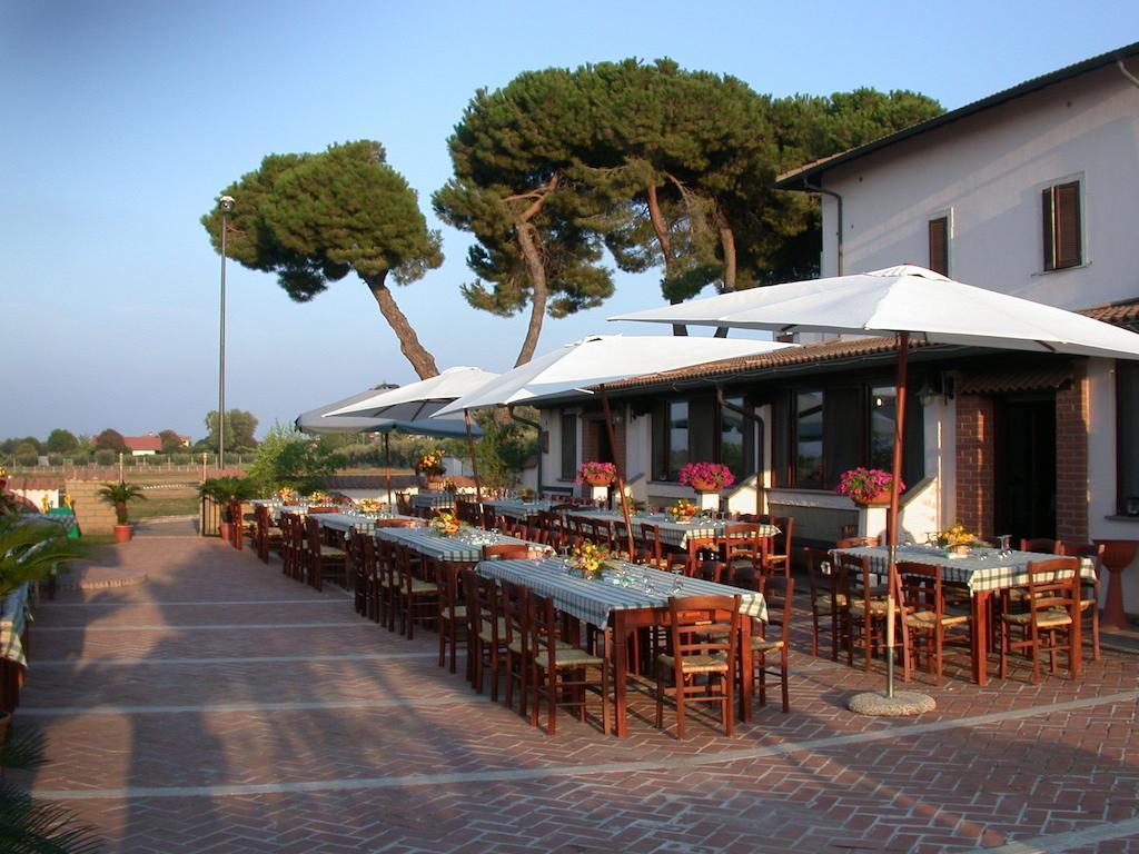 Agriturismo Torre Cristina Aprilia Luaran gambar